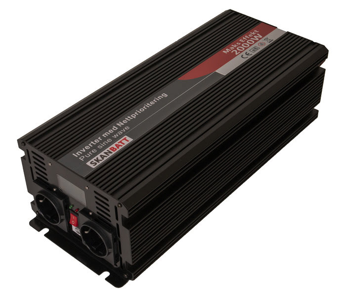 SKANBATT Inverter 12V 2000W Ren Sinus med N�tprioritering och Tr�dl�s Fj�rrkontroll